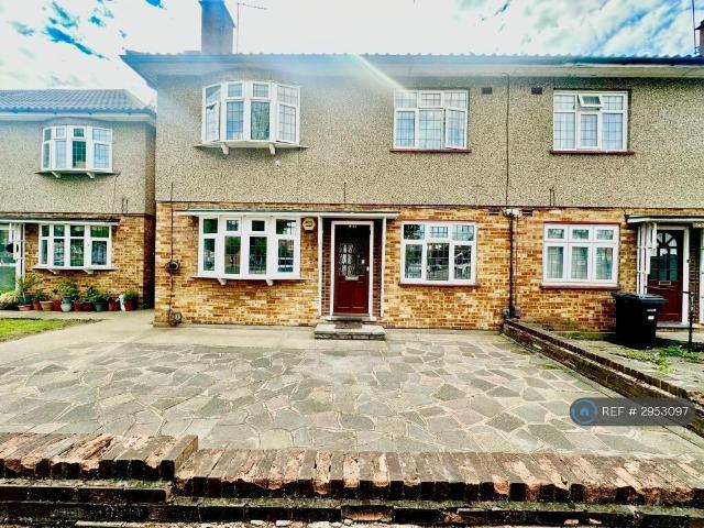 2 bedroom maisonette to rent