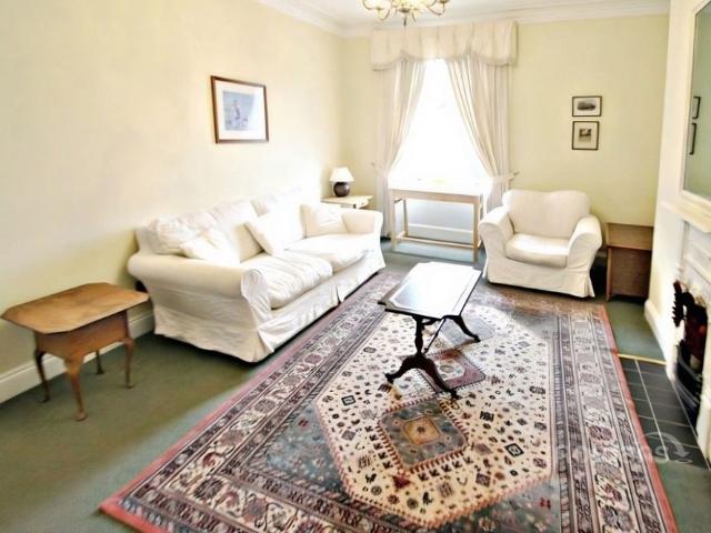 2 bedroom maisonette to rent