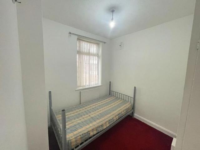 2 bedroom maisonette to rent