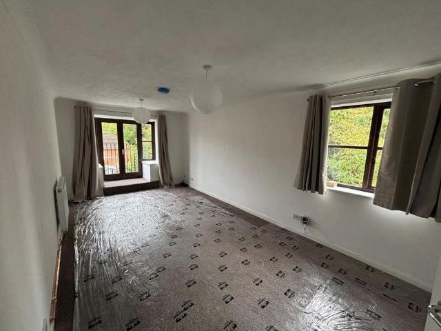 2 bedroom maisonette to rent