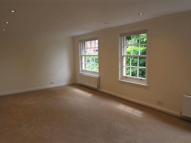 2 bedroom maisonette to rent