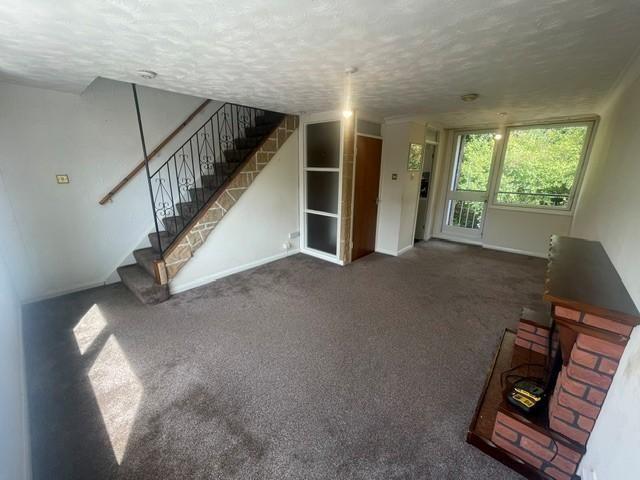2 bedroom maisonette to rent