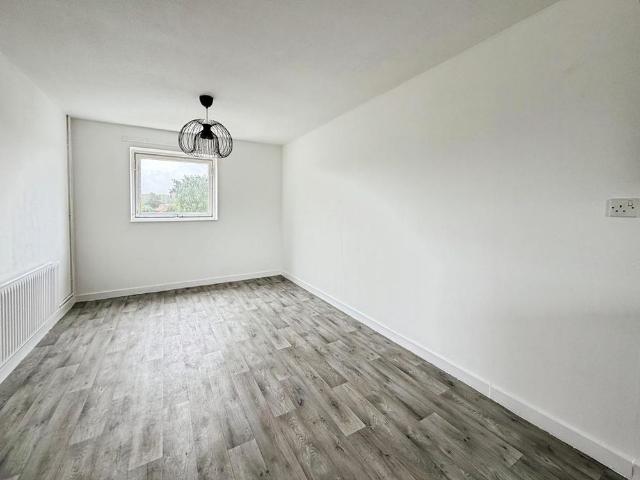2 bedroom maisonette to rent