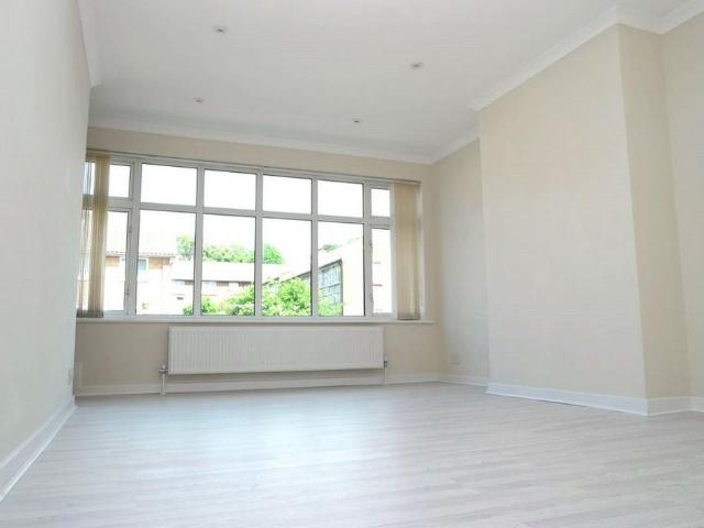 2 bedroom maisonette to rent