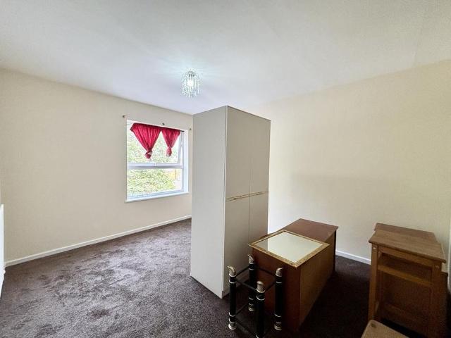 2 bedroom maisonette to rent