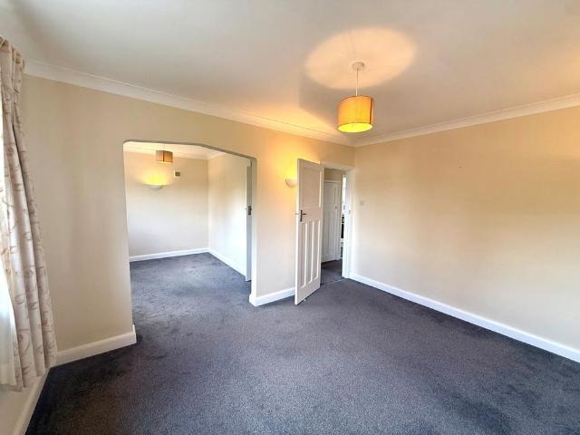 2 bedroom maisonette to rent