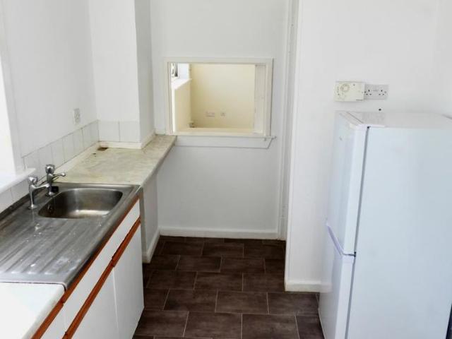 2 bedroom maisonette to rent