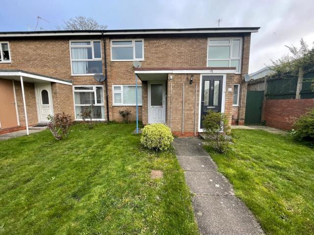 2 bedroom maisonette to rent