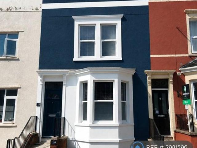 2 bedroom maisonette to rent