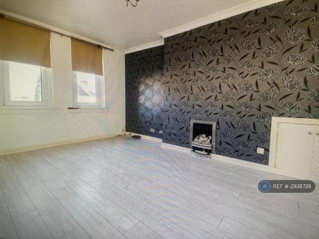 2 bedroom maisonette to rent