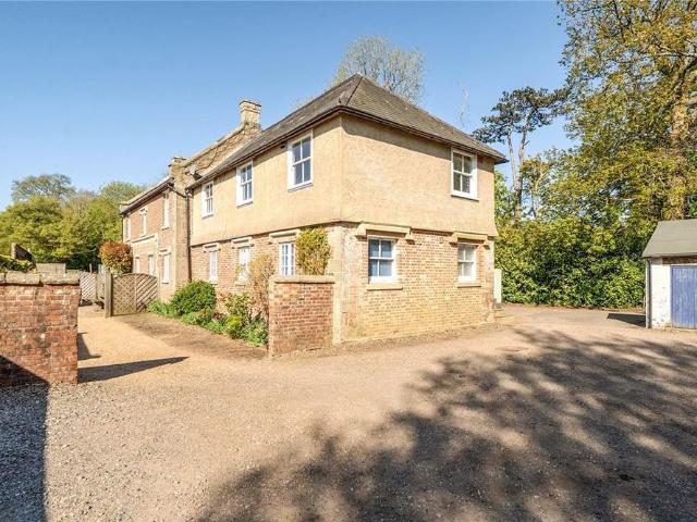 2 bedroom maisonette to rent