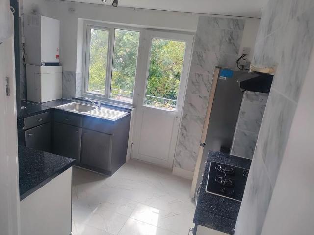 2 bedroom maisonette to rent