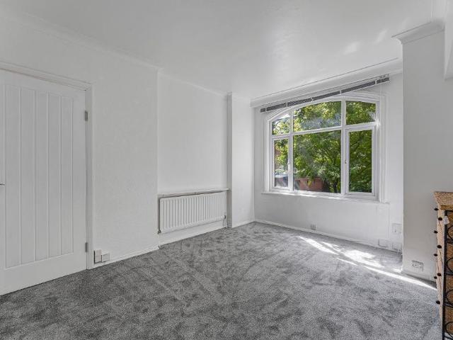 2 bedroom maisonette to rent