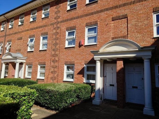 2 bedroom maisonette to rent