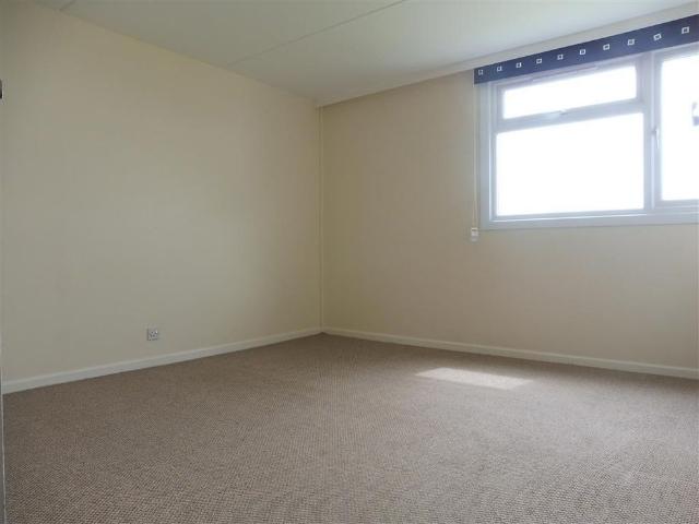 2 bedroom maisonette to rent