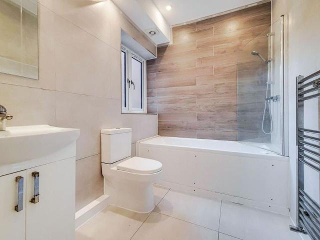 2 bedroom maisonette to rent