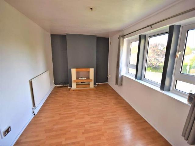 2 bedroom maisonette to rent