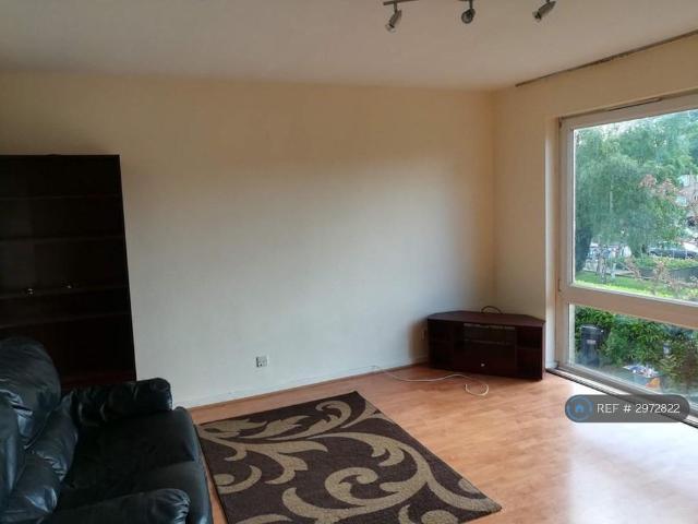 2 bedroom maisonette to rent