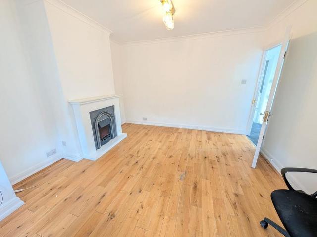2 bedroom maisonette to rent
