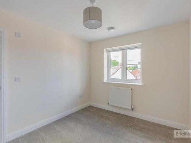 2 bedroom maisonette to rent