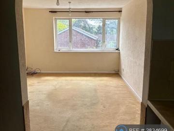 2 bedroom maisonette to rent