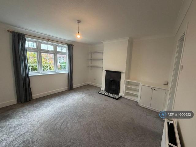 2 bedroom maisonette to rent