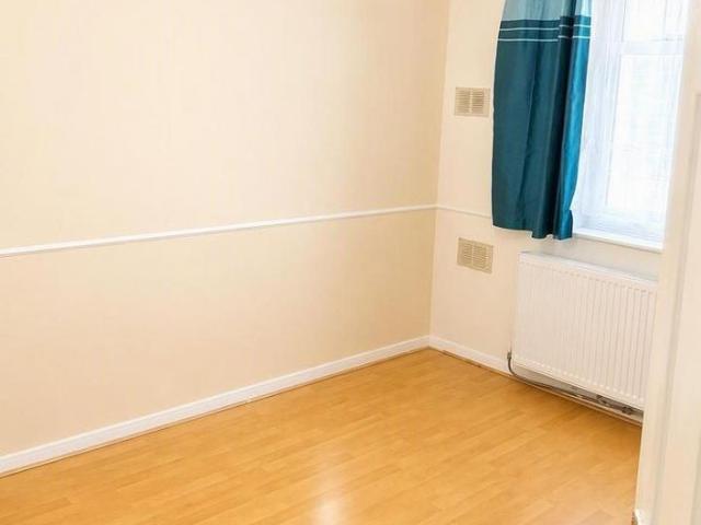 2 bedroom maisonette to rent