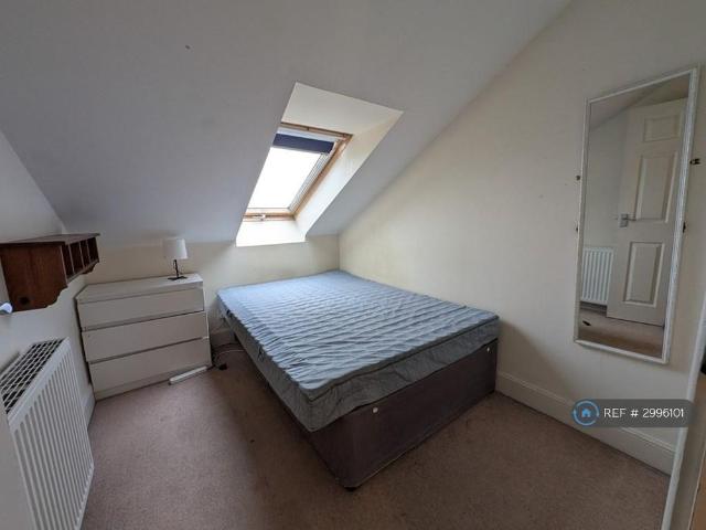 2 bedroom maisonette to rent