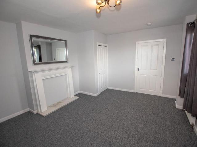2 bedroom maisonette to rent