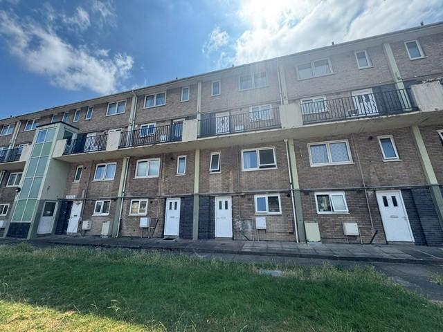 2 bedroom maisonette to rent