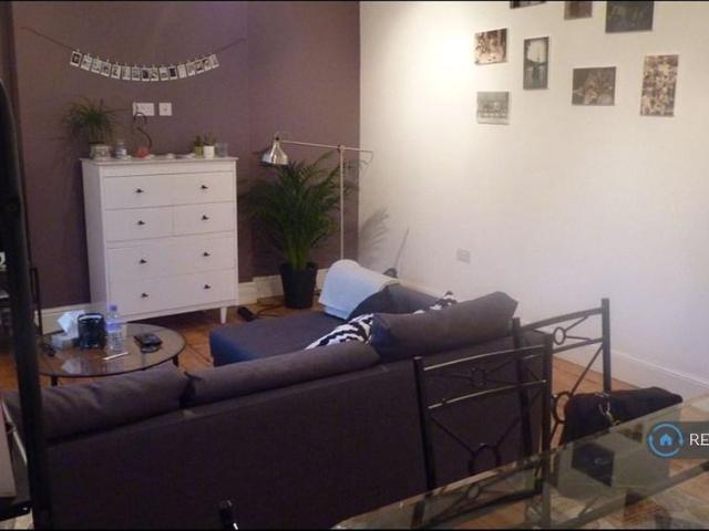 2 bedroom maisonette to rent