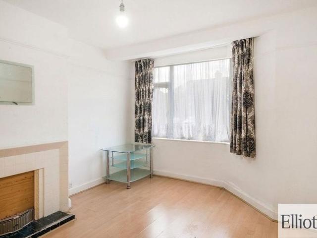 2 bedroom maisonette to rent