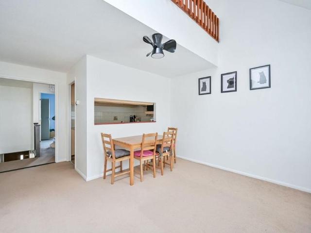 2 bedroom maisonette to rent