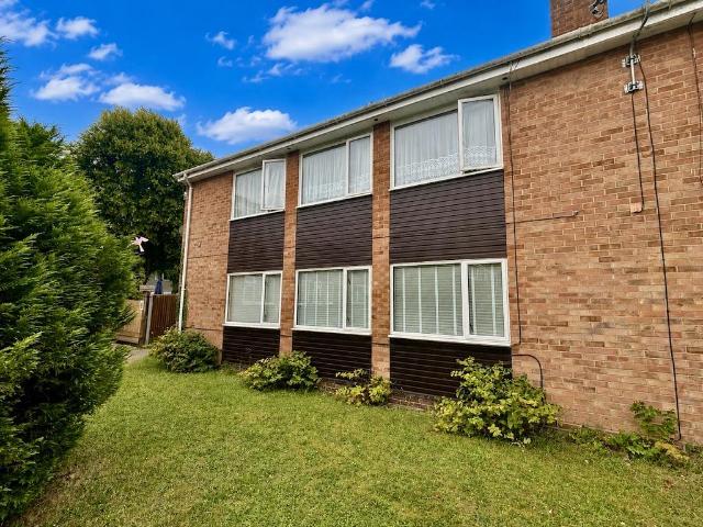 2 bedroom maisonette to rent