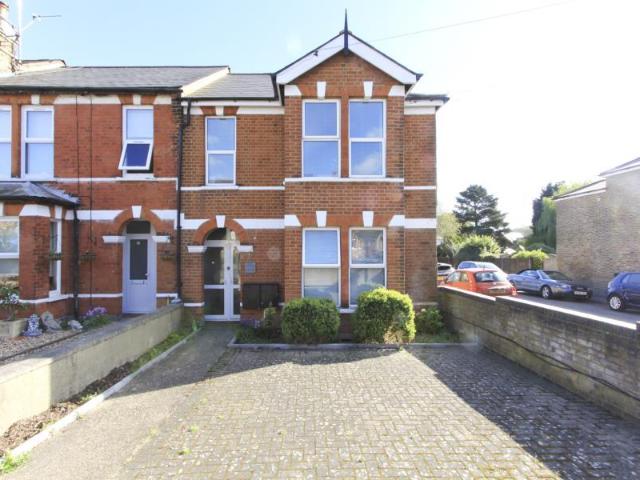 2 bedroom maisonette to rent