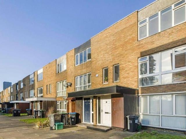 2 bedroom maisonette to rent