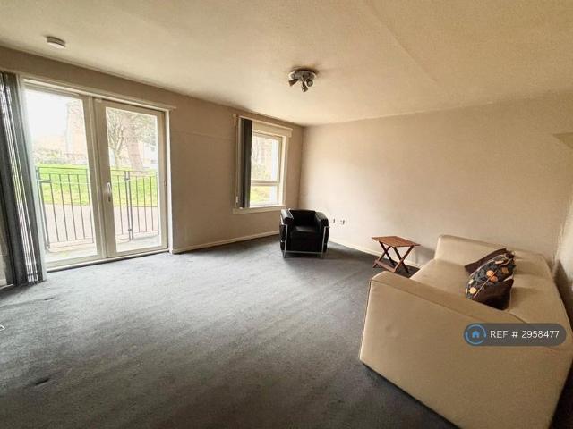 2 bedroom maisonette to rent