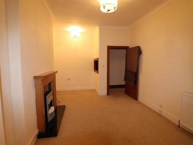2 bedroom maisonette to rent