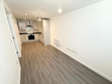 2 bedroom maisonette to rent