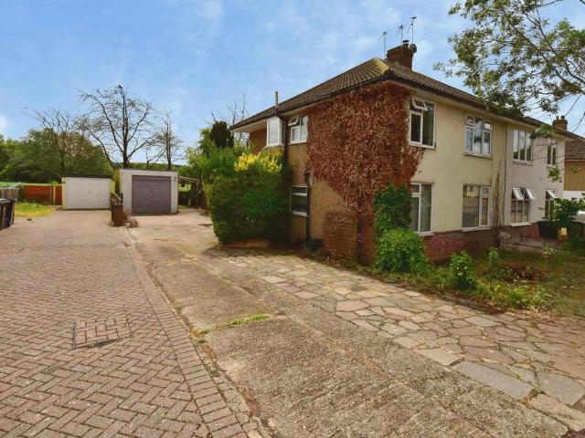 2 bedroom maisonette to rent