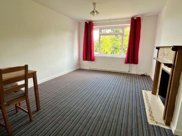 2 bedroom maisonette to rent