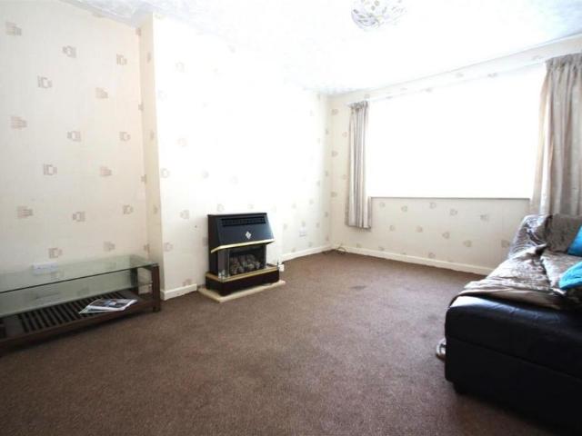 2 bedroom maisonette to rent