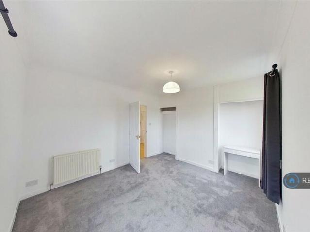 2 bedroom maisonette to rent
