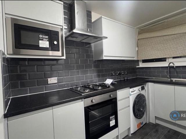 2 bedroom maisonette to rent