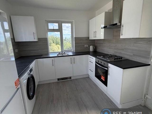 2 bedroom maisonette to rent
