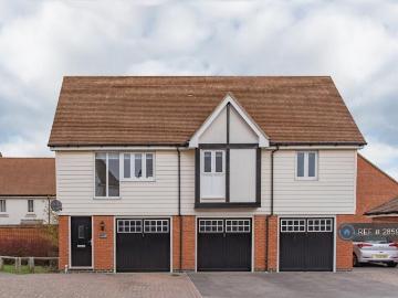 2 bedroom maisonette to rent