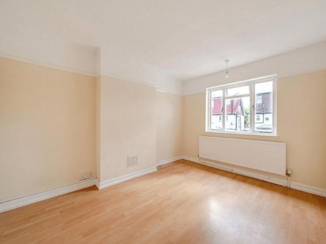 2 bedroom maisonette to rent