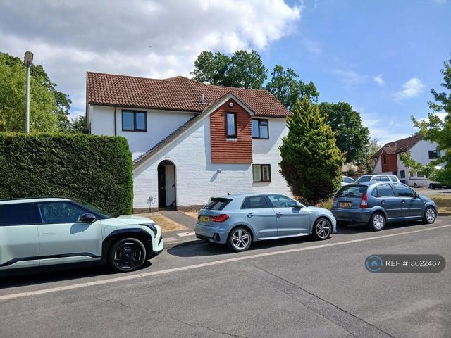 2 bedroom maisonette to rent