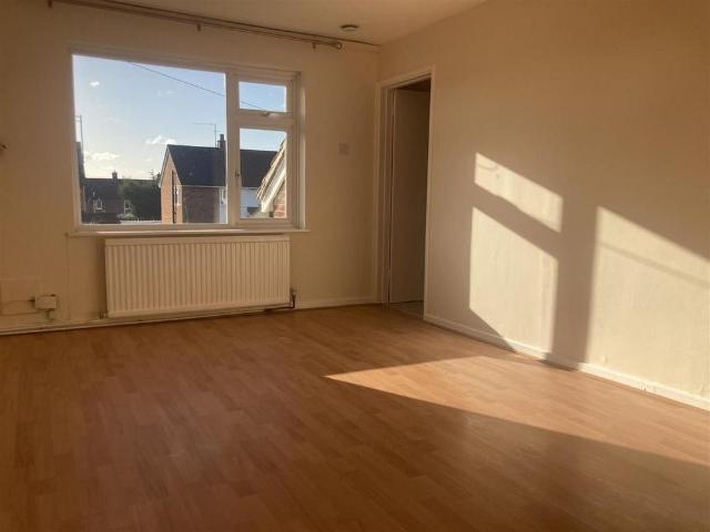 2 bedroom maisonette to rent