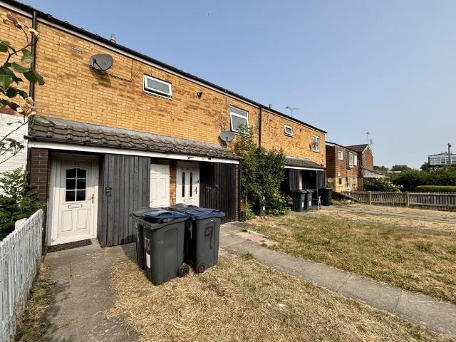 2 bedroom maisonette to rent